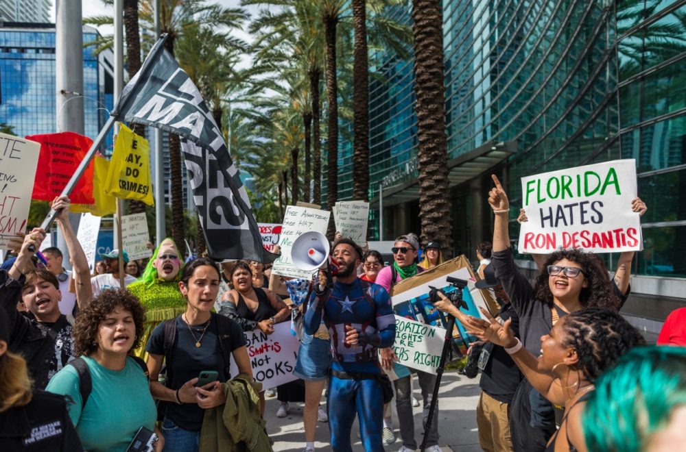 “Sin nosotros no hay Florida”: Protestaron contra Ron DeSantis en Homestead