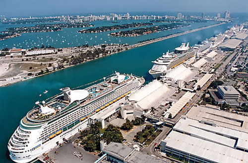 Muelles de cruceros desiertos en Miami a causa del COVID-19 (+Video)