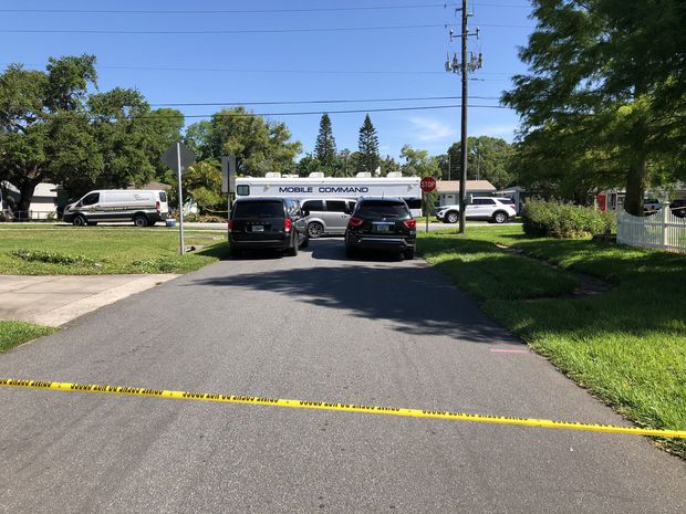 Hombre asesinó a dos mujeres a puñaladas en Largo, Florida