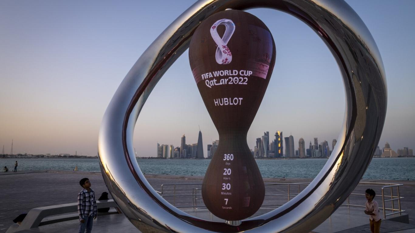 Qatar niega hoteles a gays para el Mundial y la FIFA reaccionó amenazante