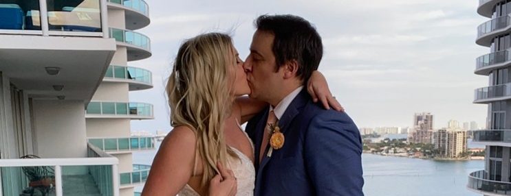 Amor en tiempos de coronavirus: Pareja de Miami se casó en plena cuarentena +Vídeo