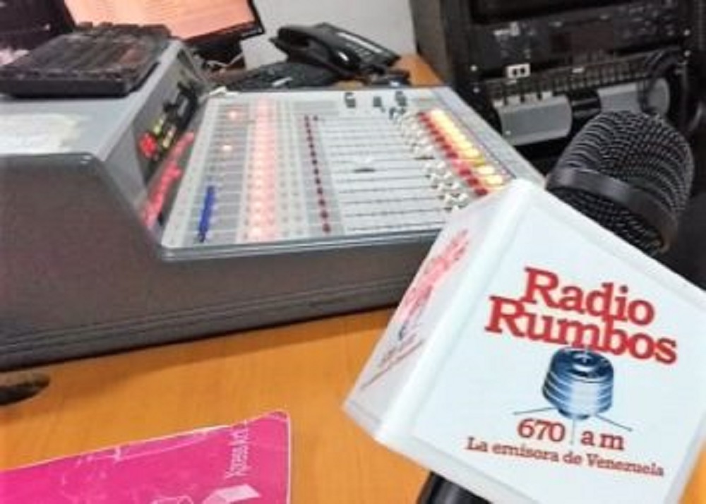 Dictadura chavista cierra tradicional Radio Rumbos