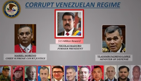 Caracas amaneció repleta de carteles de Nicolás Maduro