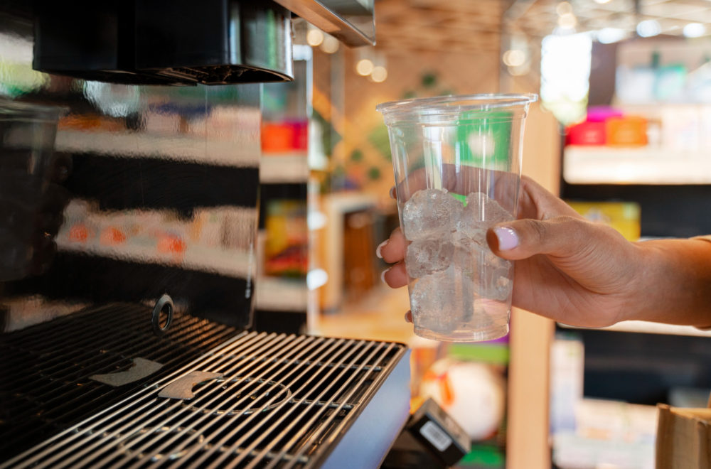 Alertan sobre presencia de “superbacterias” en dispensadores de gaseosa en EE.UU