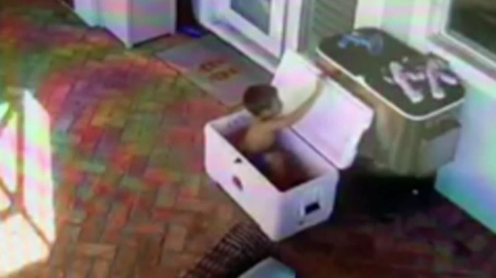 Niño del sur de Florida se quedó encerrado dentro de refrigerador Igloo (Video)