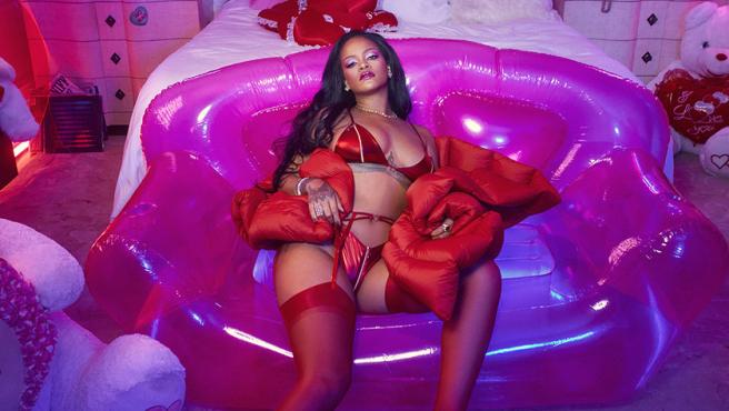 Rihanna dio la bienvenida a la primavera con bikinazo que suma casi 6 millones de likes