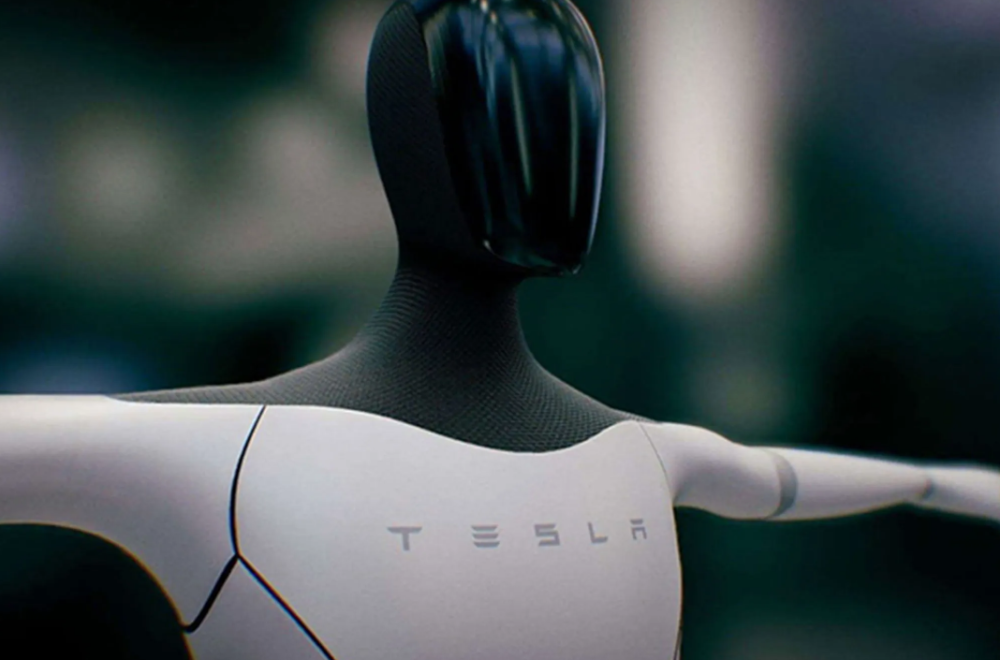 Robot humanoide de Tesla muestra nuevas habilidades: camina y toma objetos