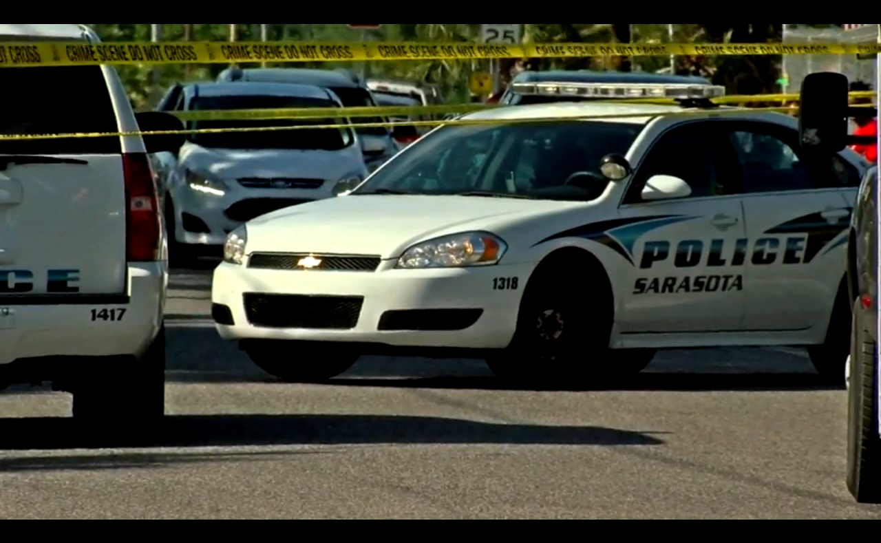 Difunden video donde un policía de Florida aplicó la misma técnica que mató a George Floyd