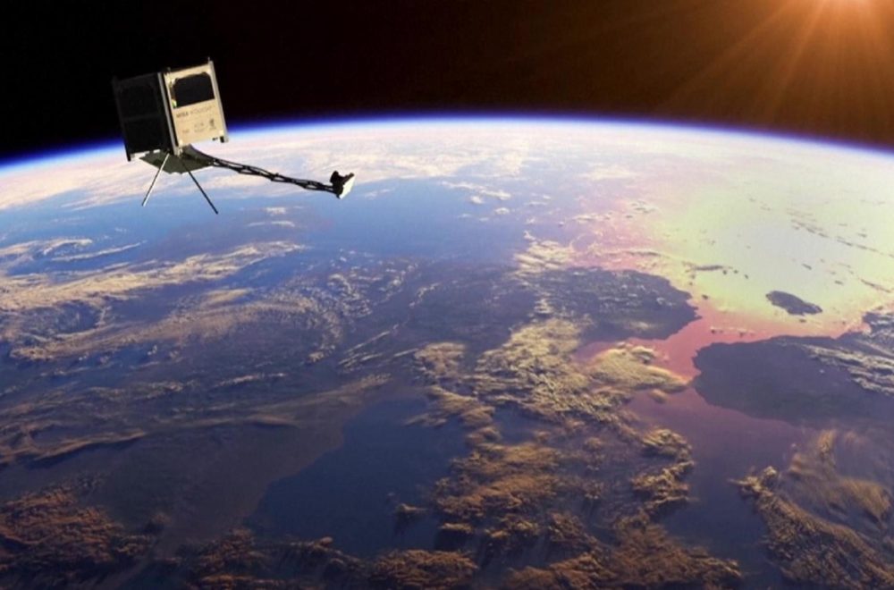 NASA y Japón desarrollan primer satélite ecológico hecho de… ¡madera!