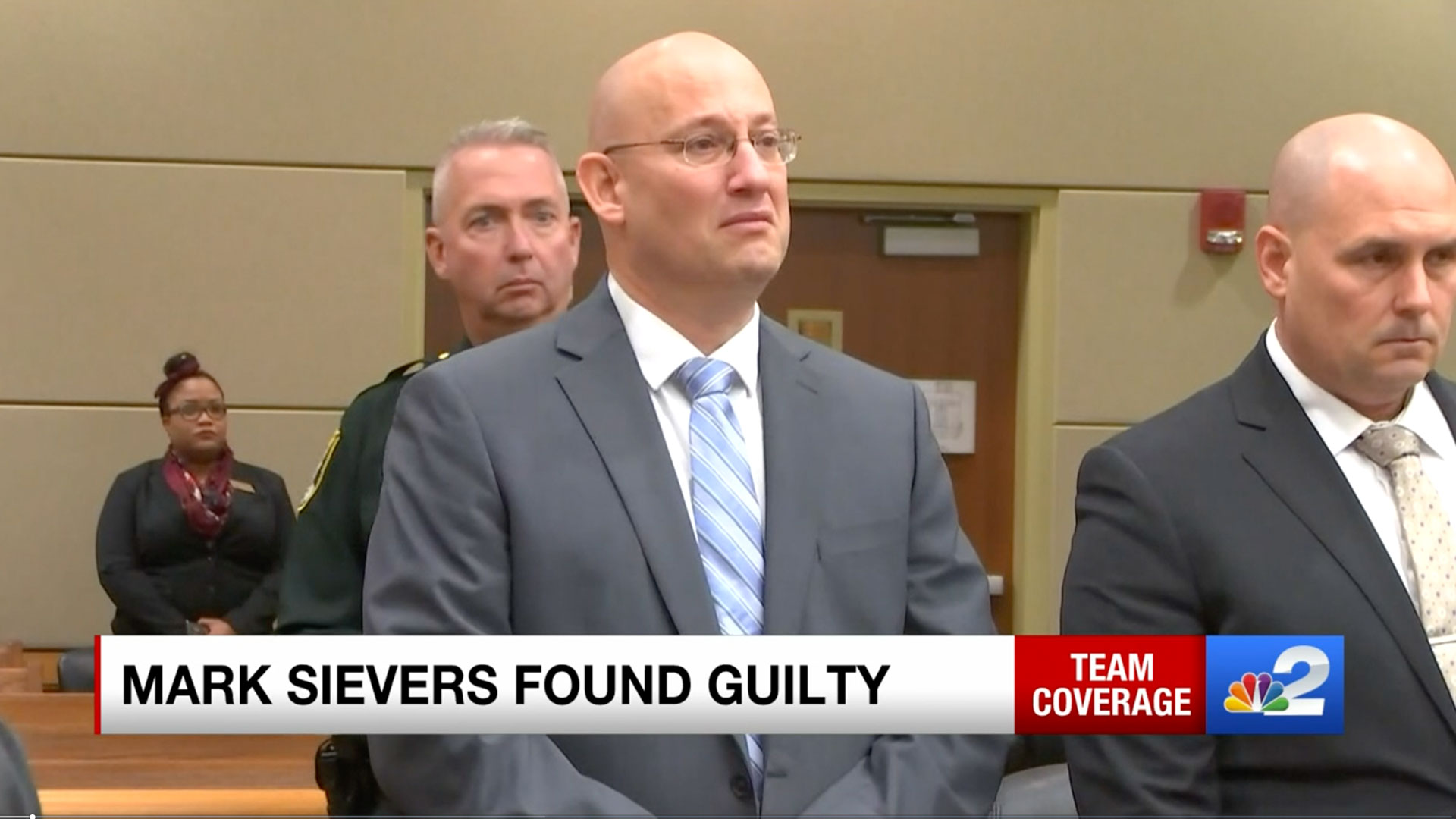 Juez de Florida condena a muerte a un hombre por el brutal asesinato de su esposa