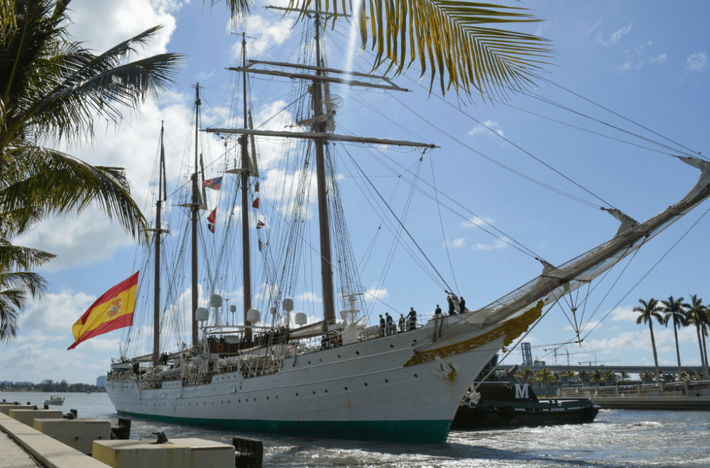 Cultura española en Florida: Buque escuela Juan Sebastian Elcano llegó a Pensacola