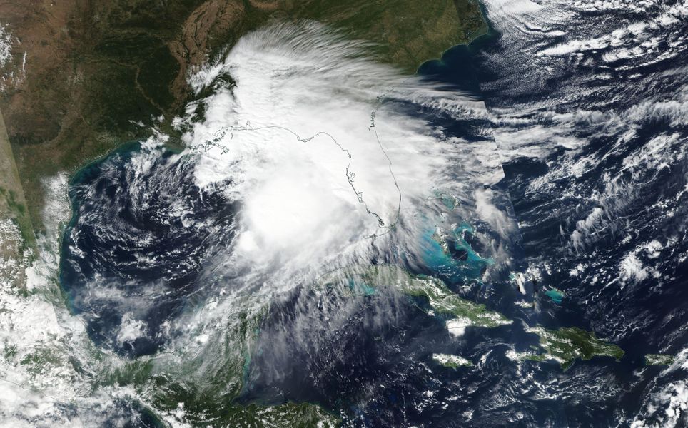 NHC: Depresión tropical 13 podría convertirse en la Tormenta Laura