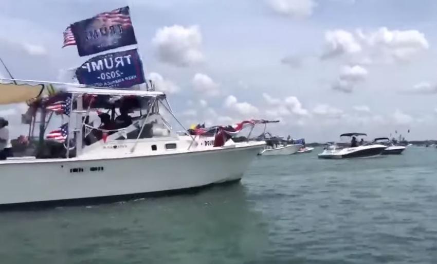 Por segunda vez cientos de embarcaciones vuelven a navegar en Florida en apoyo a Trump