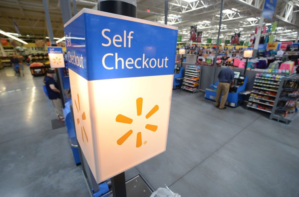 Walmart revela cómo evita que clientes roben productos en los ‘self-checkout’