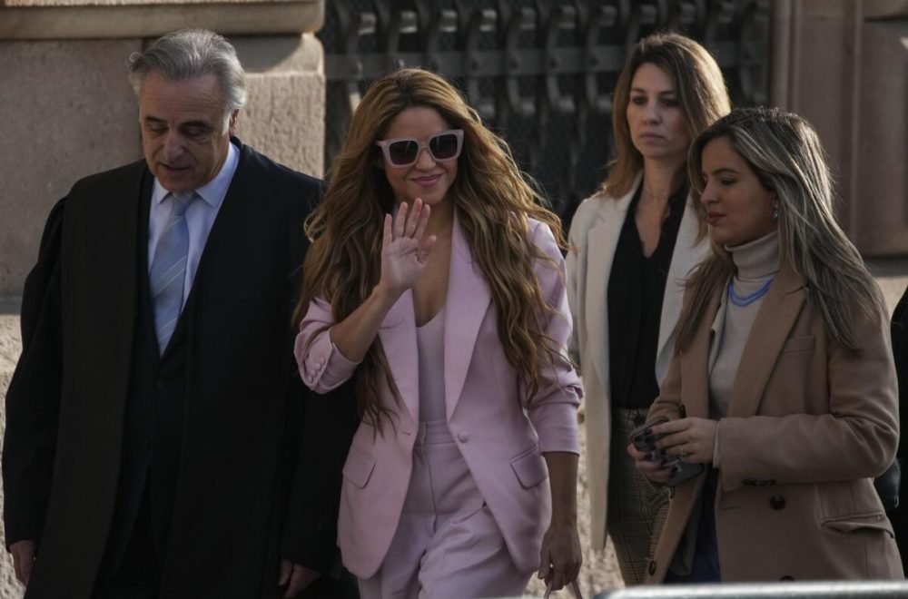 Shakira admite fraude en España y evita la cárcel por petición de sus hijos