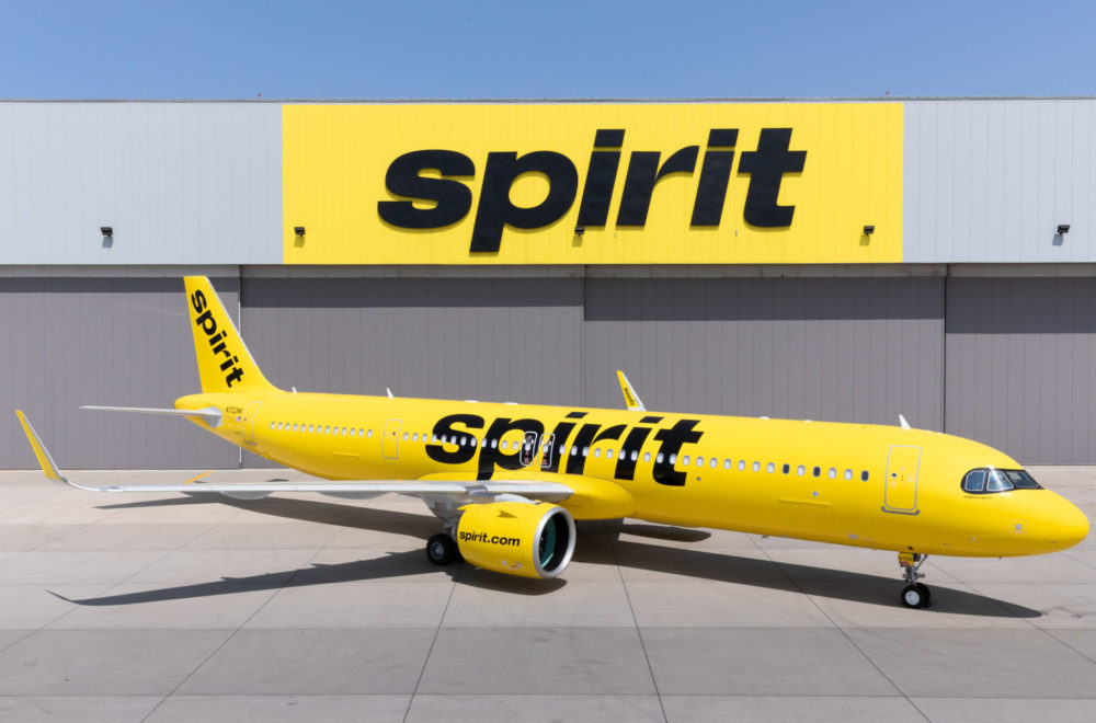 Spirit Airlines se ajusta a medida de Biden: elimina tarifas por cancelación de vuelos