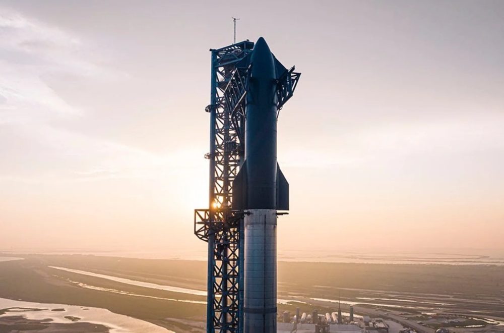 Cohete de SpaceX explotó en el aire a pocos minutos de despegar