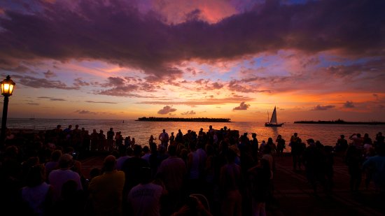 Estudios revelan que Cayo Hueso es el mejor lugar del mundo para admirar una puesta de sol