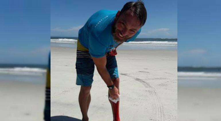 Surfista fue mordido en dos ocasiones por un tiburón en Florida