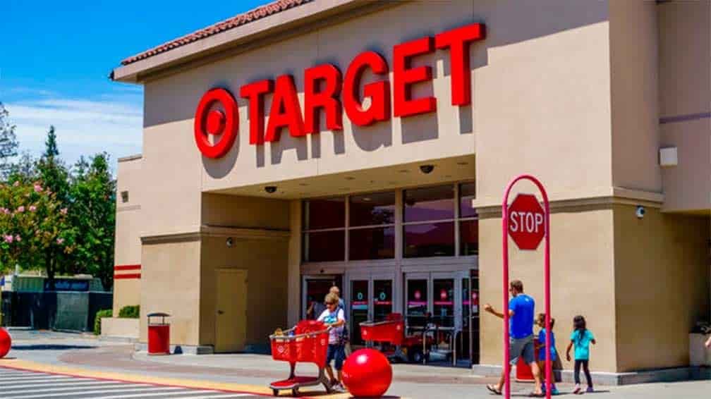 Una pareja ocultó 1,000 dólares dentro de productos para bebés en varias tiendas Target