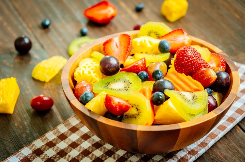Adiós cremas y cirugías: esta fruta retrasa el envejecimiento y reduce el colesterol