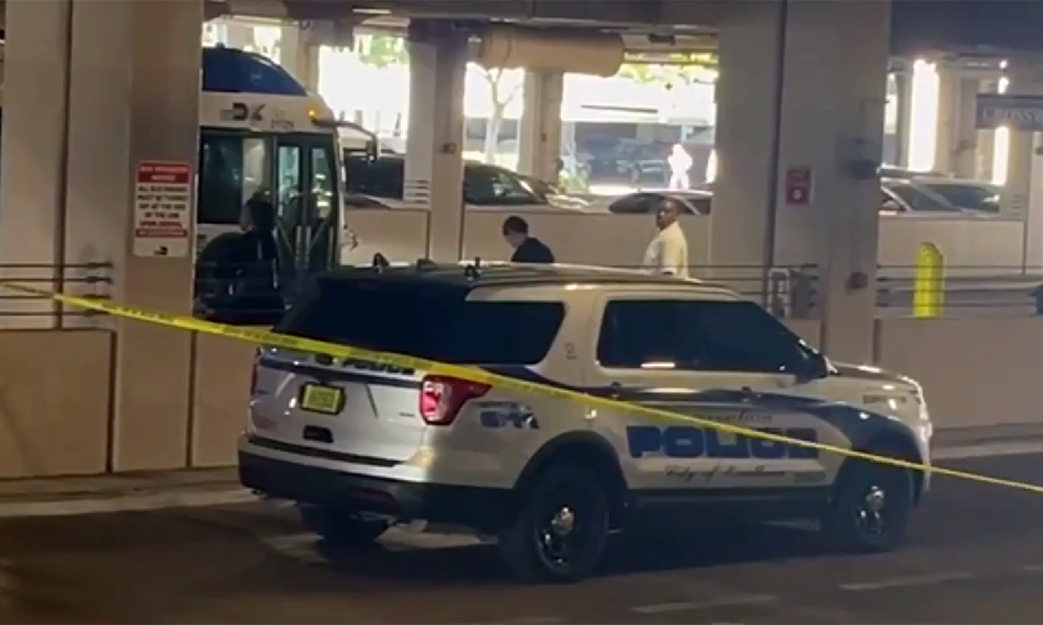 Joven fue apuñalado en terminal de autobuses del Aventura Mall