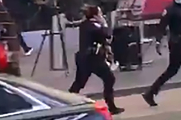 Lo que dijo una oficial tras salvar a una niña del tiroteo en Times Square (+Video)