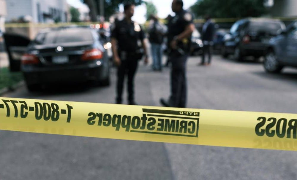 Recomendaciones del FBI que debes seguir si quedas atrapado en un tiroteo
