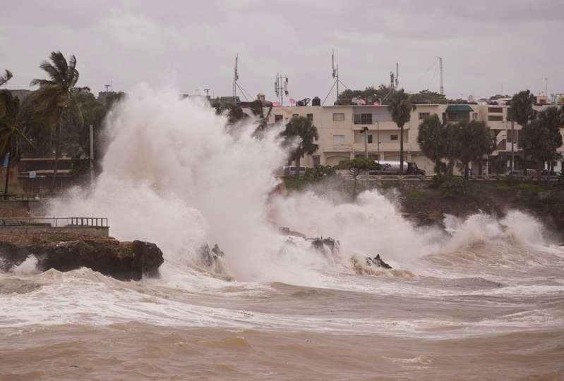 Ron DeSantis expandió estado de emergencia ante llegada de la tormenta tropical Elsa