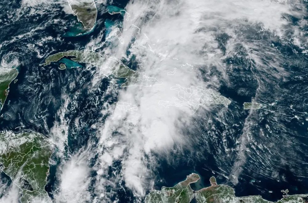 Potencial ciclón Vince golpea el Caribe: cómo puede afectar a Florida