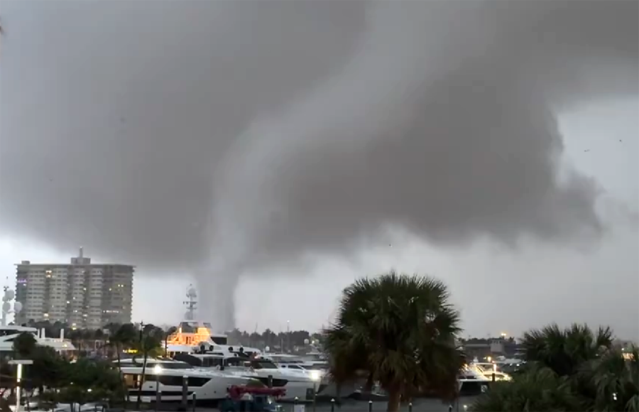 Tornado toca tierra y azota Fort Lauderdale
