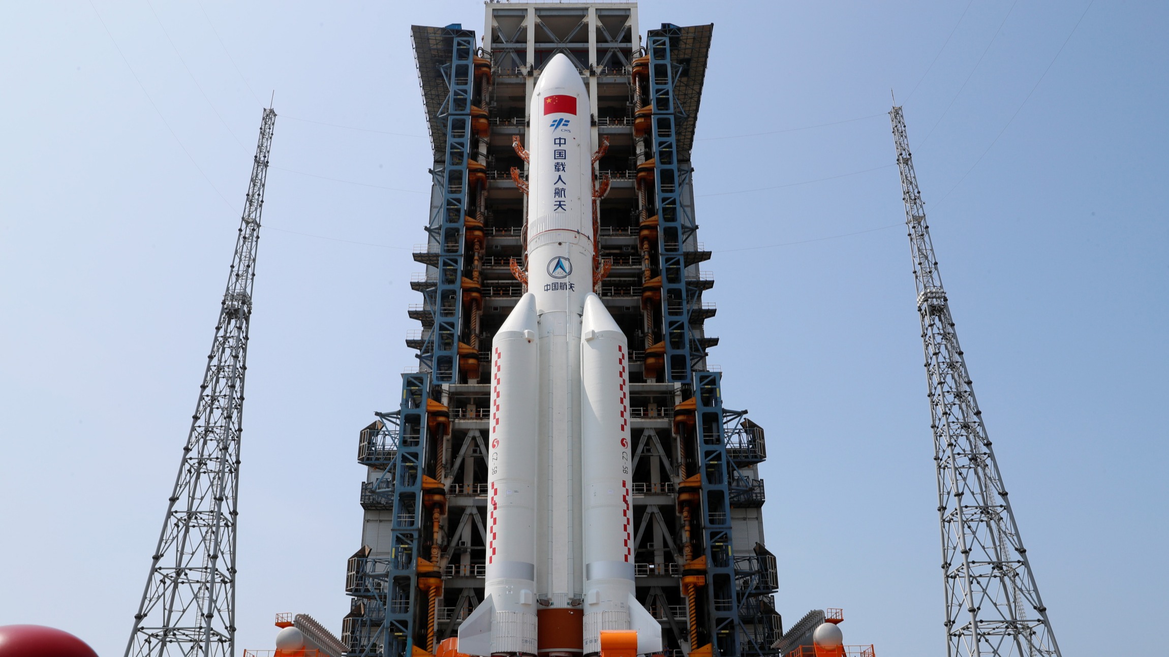China lanzará su primer vuelo espacial con tripulación en 5 años