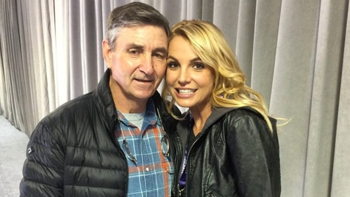 Padre de Britney Spears renuncia a ser su tutor legal