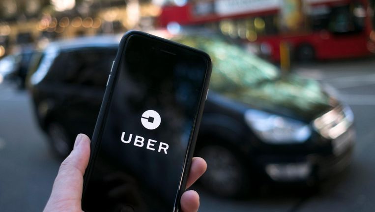 Uber hará reembolso a viajeros trasladados en caos de NY