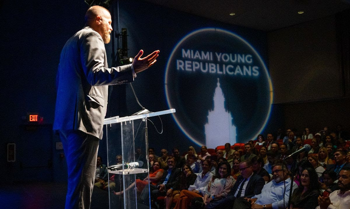 Republicanos de Miami lanzan campaña para atraer a votantes jóvenes e hispanos para 2020