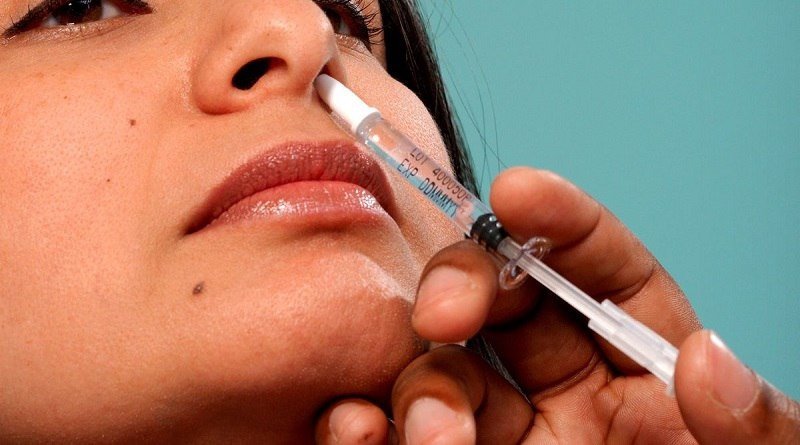 Nueva vacuna intranasal crea anticuerpos para el COVID-19 y el VIH