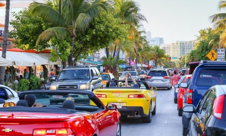 Miami Beach regulará ruido excesivo de vehículos con nueva tecnología