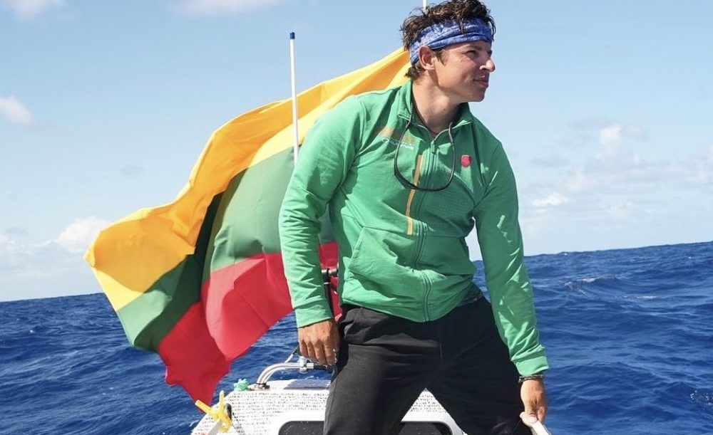 Lituano cruzó el océano atlántico en 121 días: Remó de España a Miami