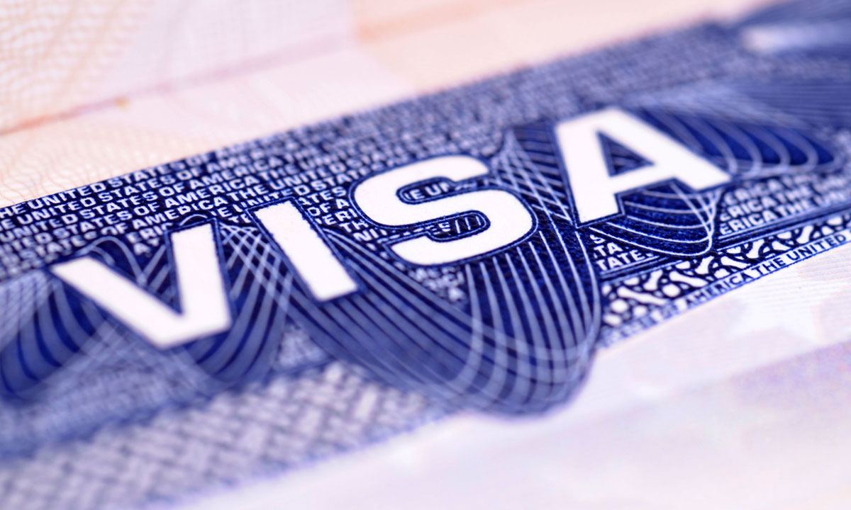 ¡Atención! Descubre tres maneras de conseguir la Visa de Trabajo en EEUU sin salir del país