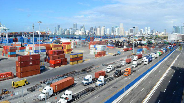 Puerto de Miami reportó nueva record millonario de carga