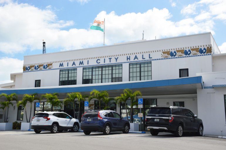 Ayuntamiento de Miami inicia hoy el proceso de ayudas para pequeños negocios