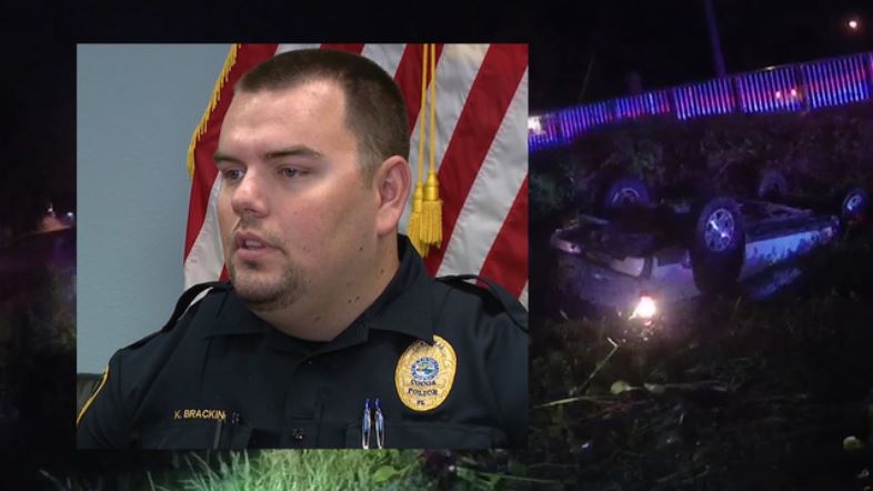 Oficial fuera de servicio rescató a 2 personas de automóvil sumergido en una zanja en Florida