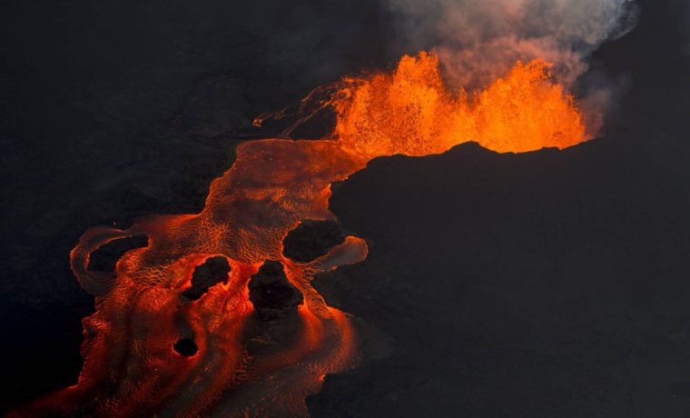 Volcán Kilauea erupciona en Hawai