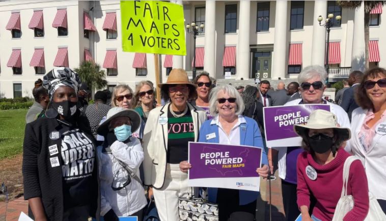 Votantes demandan a Florida por nuevo mapa electoral que aprobó DeSantis