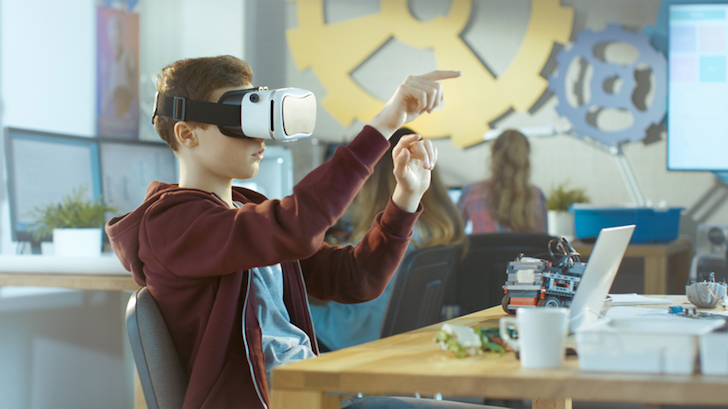 Escuela de Florida impartirá sus clases con realidad virtual