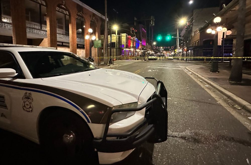 Tiroteo en Tampa provoca 2 muertos y 18 heridos en celebración de Halloween