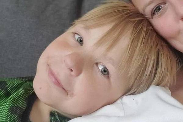 Niño de 11 años murió luego de que sus padres lo obligaran a tomar 4 litros de agua por 4 horas